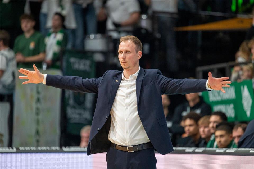 Jacques Schneider erreicht mit den Gladiators Trier das Playoff-Viertelfinale. (Archivbild)Harald Tittel/dpa