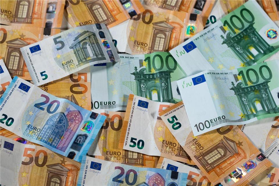 Jahr für Jahr klettert der sogenannte Finanzkraftausgleich auf neue Rekordwerte. (Symbolbild)Jens Büttner/dpa-Zentralbild/dpa