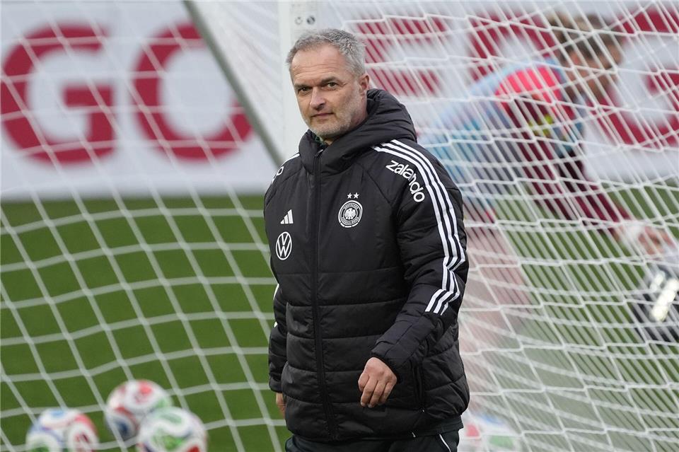 Jahresauftakt in Dresden: Frauen-Bundestrainer Christian Wück. (Archivbild)Marc Schüler/dpa