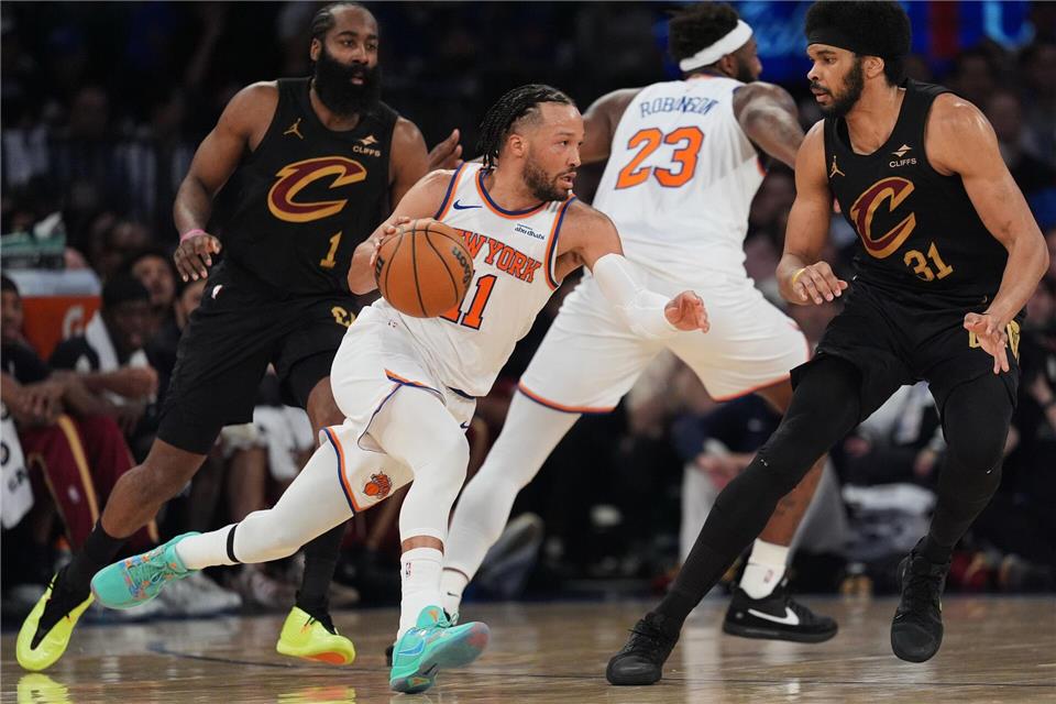 Jalen Brunson führte die Knicks zu einem nicht für möglich gehaltenen Comeback-Sieg.Seth Wenig/AP/dpa