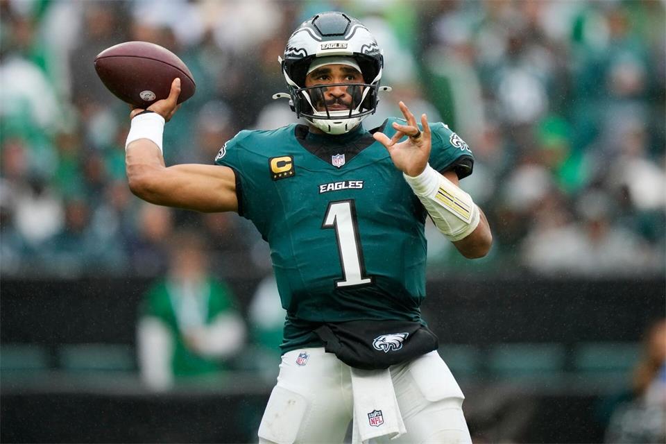 Jalen Hurts ist der Quarterback der Philadelphia Eagles. (Archivbild)Matt Slocum/AP/dpa