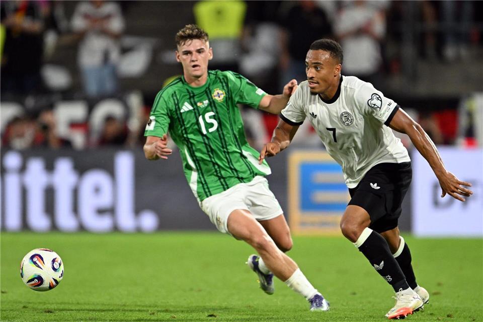 Nationalspieler Leweling aus Teamquartier abgereist Jamie Leweling ist aus dem Teamquartier der Nationalmannschaft abgereist. (Archivbild)Federico Gambarini/dpa