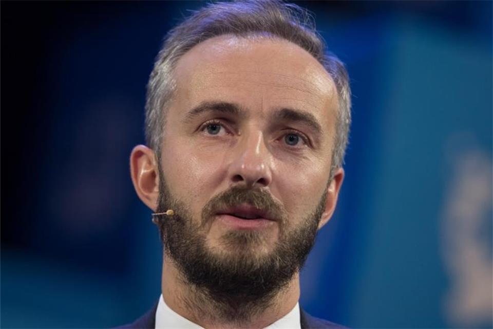 Jan Böhmermann will in die Politik. Sagt er zumindest. Foto: Sven Hoppe