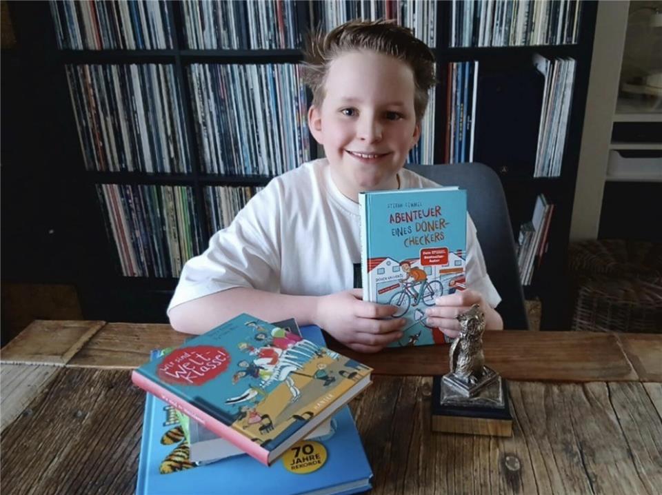 Jan Houben hat sich beim Kreisentscheid des Vorlesewettbewerbs den ersten Platz unter den Viertklässlern gesichert.