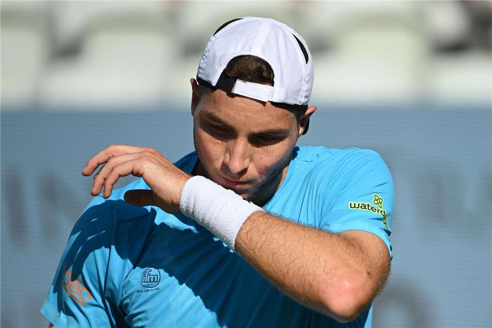 Jan-Lennard Struff kann im Achtelfinale von Stuttgart nicht überraschen.Marijan Murat/dpa