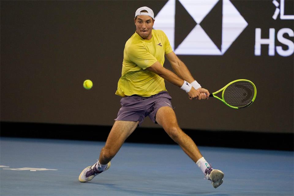 Jan-Lennard Struff steht im Finale von Brüssel. (Archivfoto)Ng Han Guan/AP/dpa