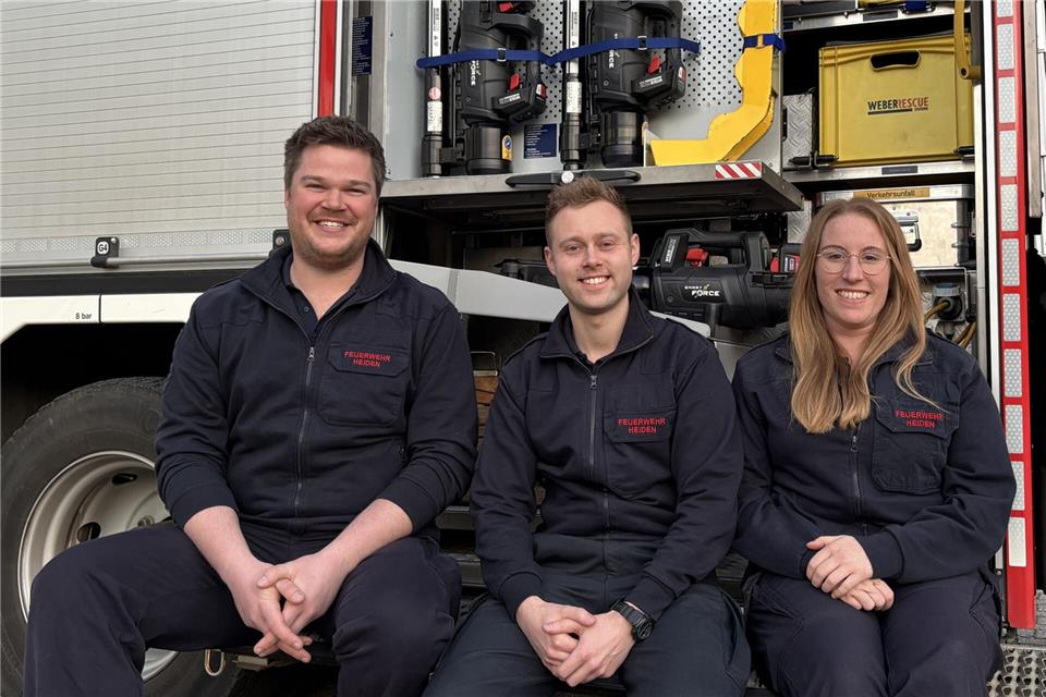 Jannik Harke (v.l), Marvin Schäfer und Tanja Elvermann bilden das neue Trio für die Leitung der Jugendfeuerwehr Heiden.