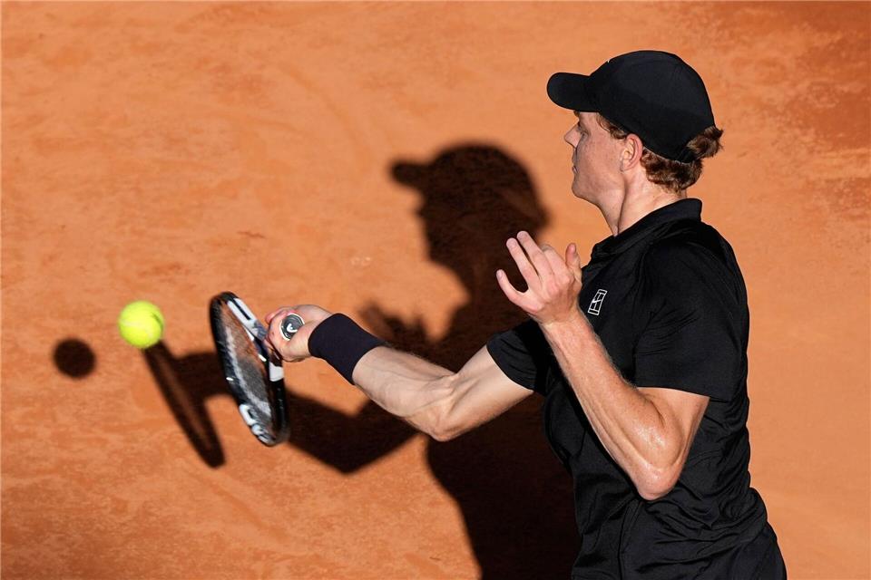 Jannik Sinner dominiert die Tennis-Szene: Der Italiener gewinnt auch in Rom. Alessandra Tarantino/AP/dpa