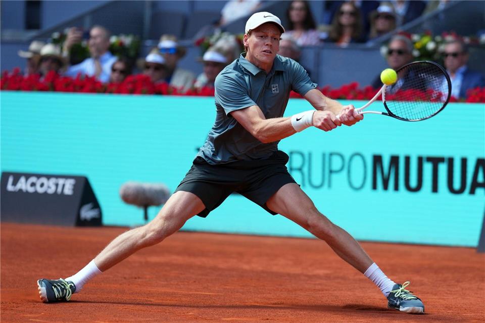 Jannik Sinner sorgt auch in Madrid für Furore.Manu Fernandez/AP/dpa