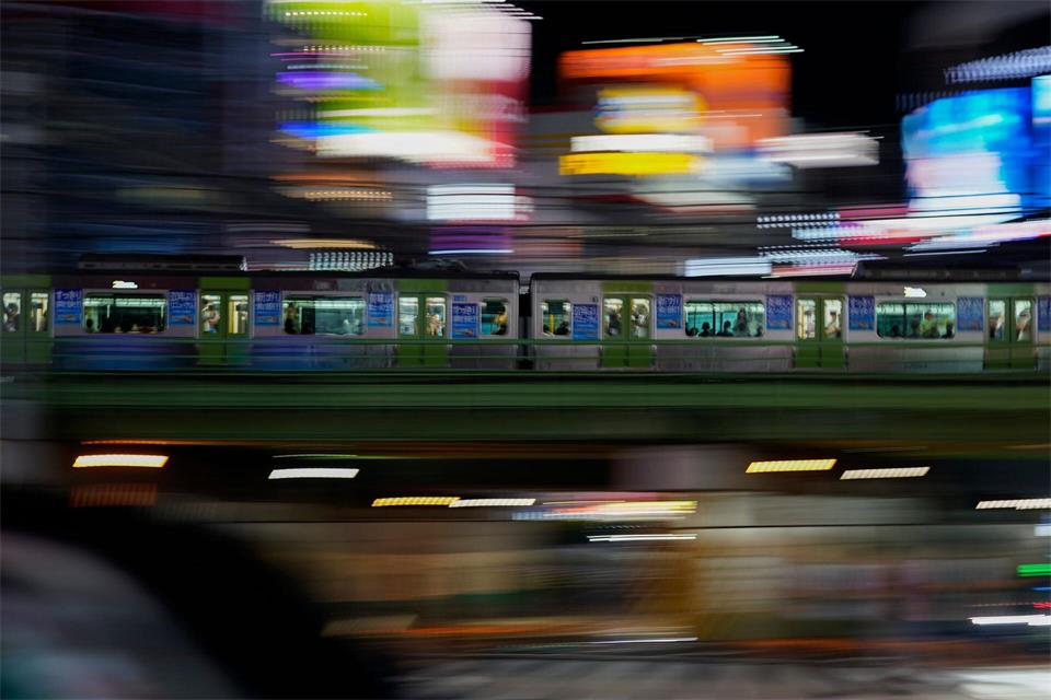 Japans Züge und Bahnhöfe sind berühmt für ihre Sicherheit und Pünktlichkeit. (Archivbild)  Kiichiro Sato/AP