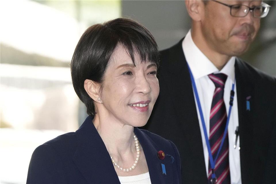 Japans neue Regierungschefin Takaichi will mit vorgezogenen Neuwahlen ihre Macht sichern. -/kyodo/dpa