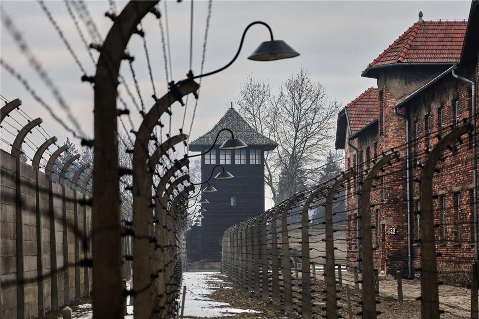 Jedes Jahr gedenkt der Bundestag anlässlich des Jahrestags der Befreiung des Vernichtungslagers Auschwitz der Opfer des Nationalsozialismus.Beata Zawrzel/AP/dpa