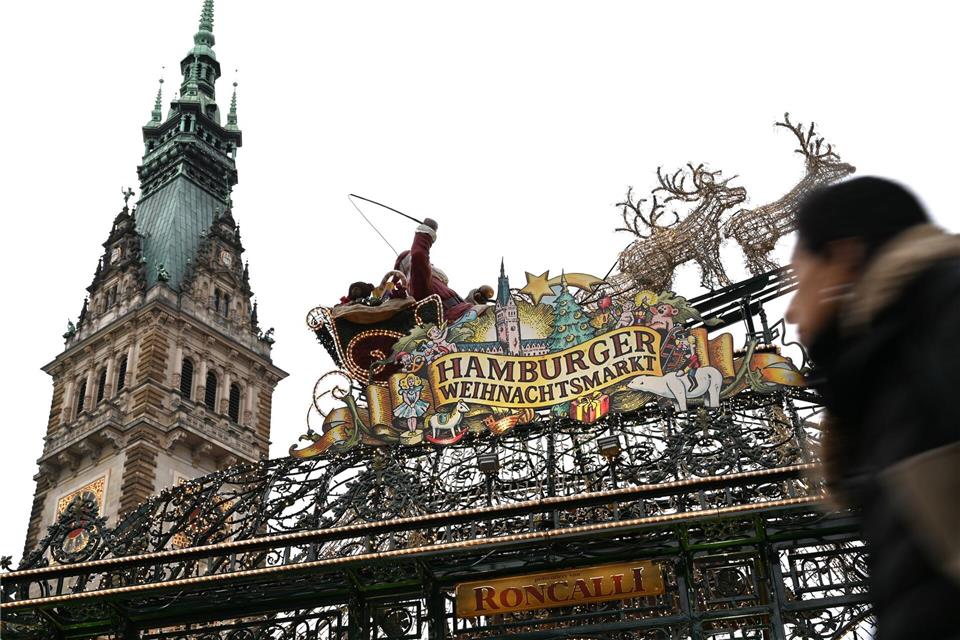 Jedes Jahr lockt der Weihnachtsmarkt zwei Millionen BesucherNiklas Graeber/dpa