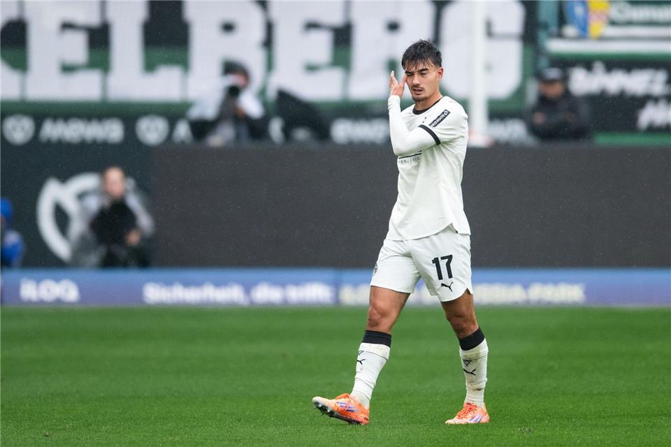 Zwei Spiele Sperre für Mönchengladbachs Castrop Jens Castrop fehlt Borussia in zwei Bundesligaspielen.Marius Becker/dpa
