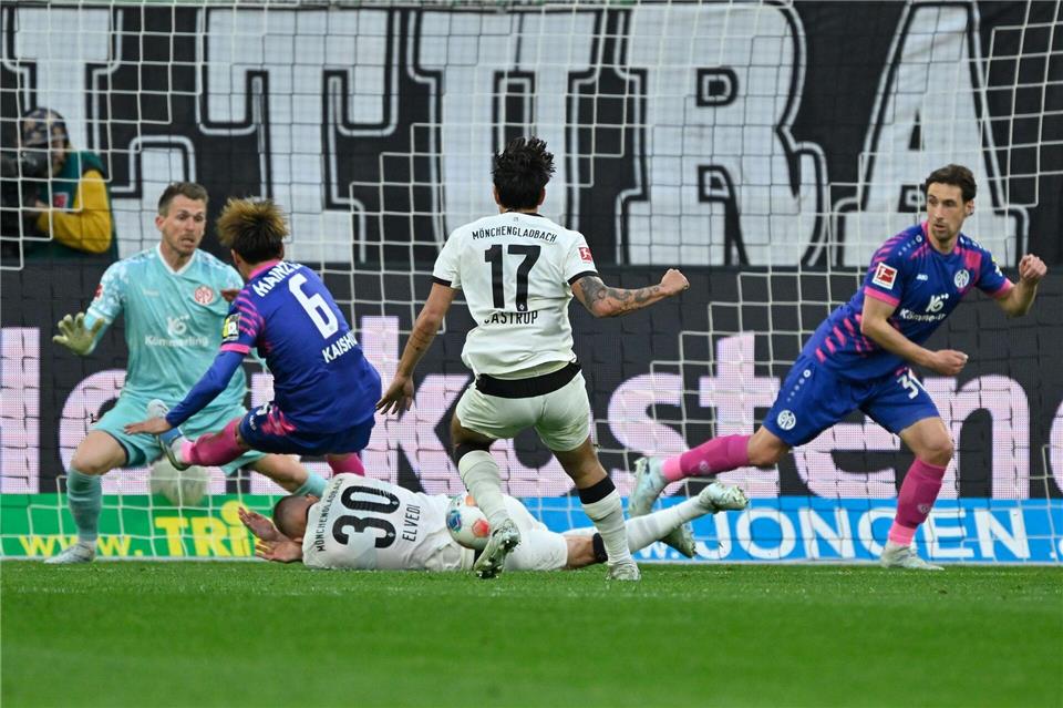 Jens Castrop hätte das zweite Gladbacher Tor erzielen müssen.Ulrich Hufnagel/dpa