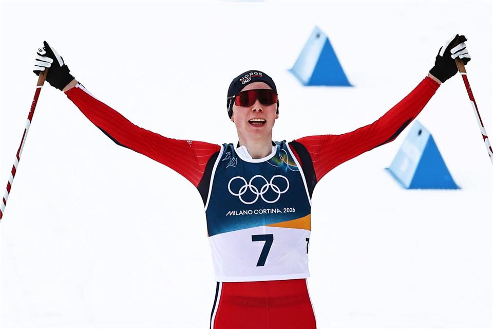 Jens Luraas Oftebro war bei sehr schwierigen Bedingungen der beste Kombinierer.Daniel Karmann/dpa