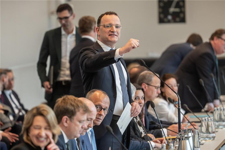 Jens Spahn: Wiedergewählt mit knapp fünf Prozentpunkten weniger als vor einem Jahr. Michael Kappeler/dpa