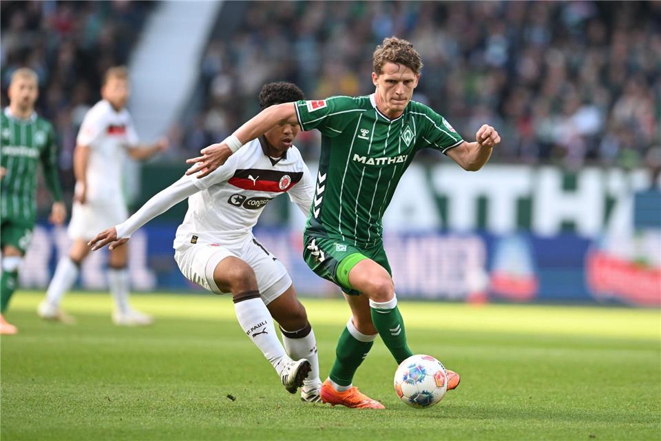 Werder gelingt Neustart: Sieg gegen FC St. Pauli Jens Stage bestritt sein 100. Pflichtspiel für Werder Bremen.Carmen Jaspersen/dpa