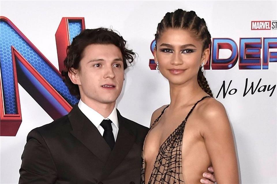 Jetzt auch Ehepaar: die Schauspieler Tom Holland und ZendayaJordan Strauss/AP/dpa