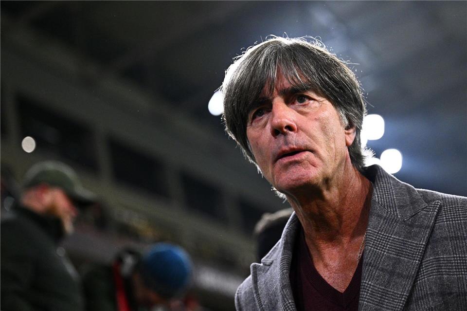 Joachim Löw hält nichts von den Plänen einer weiteren WM-Aufstockung.Tom Weller/dpa