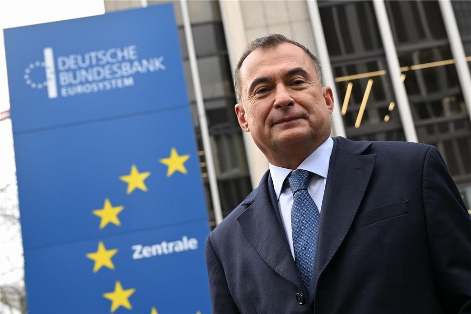 Joachim Nagel sieht die Inflation im Euroraum immer noch als zu hoch an. (Archivbild)Arne Dedert/dpa