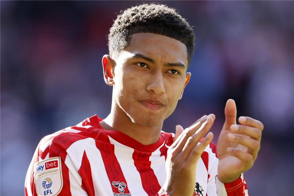 Jobe Bellingham möchte vom AFC Sunderland zu Borussia Dortmund wechseln.Richard Sellers/PA Wire/dpa