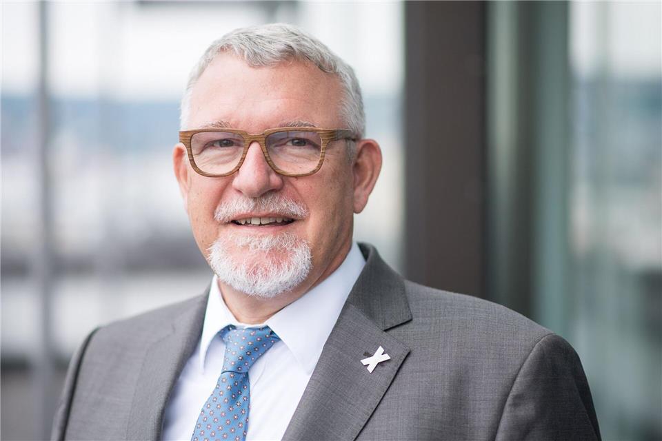 Jörg Fegert leitet eine EU-Expertengruppe zusammen mit einer französischen Kollegin. (Archivbild) Sebastian Gollnow/dpa