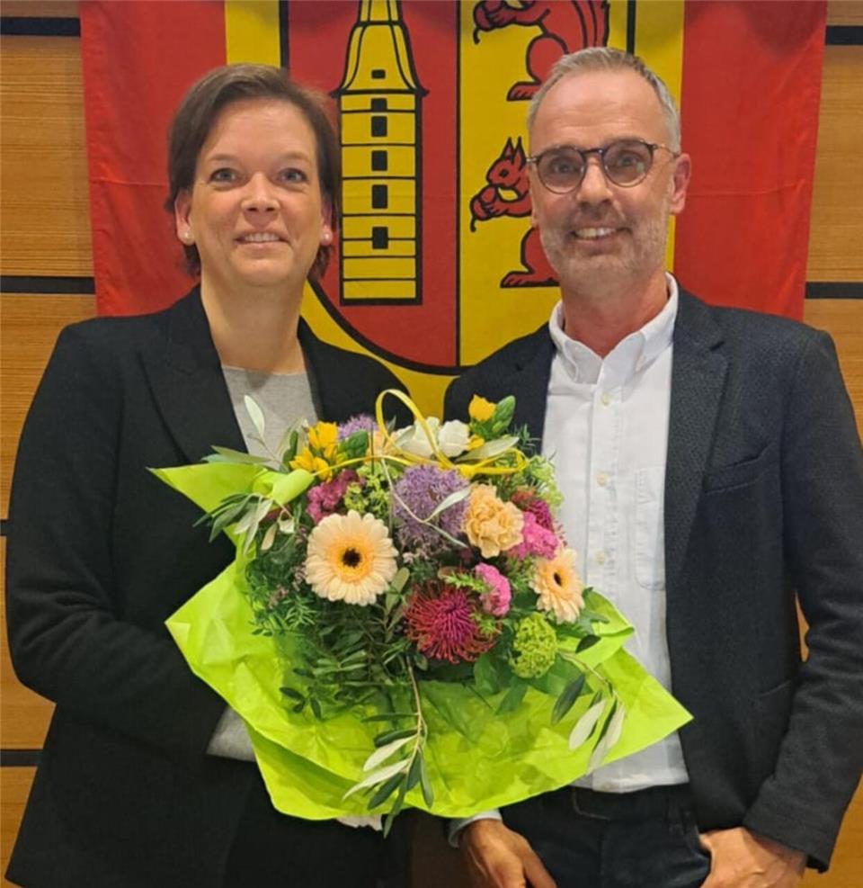 Jörg Heselhaus, Geschäftsführer des Jugendwerks Raesfeld, dankte der ausscheidenden Vorsitzenden Nicole Ostendorf für die engagierte Arbeit.