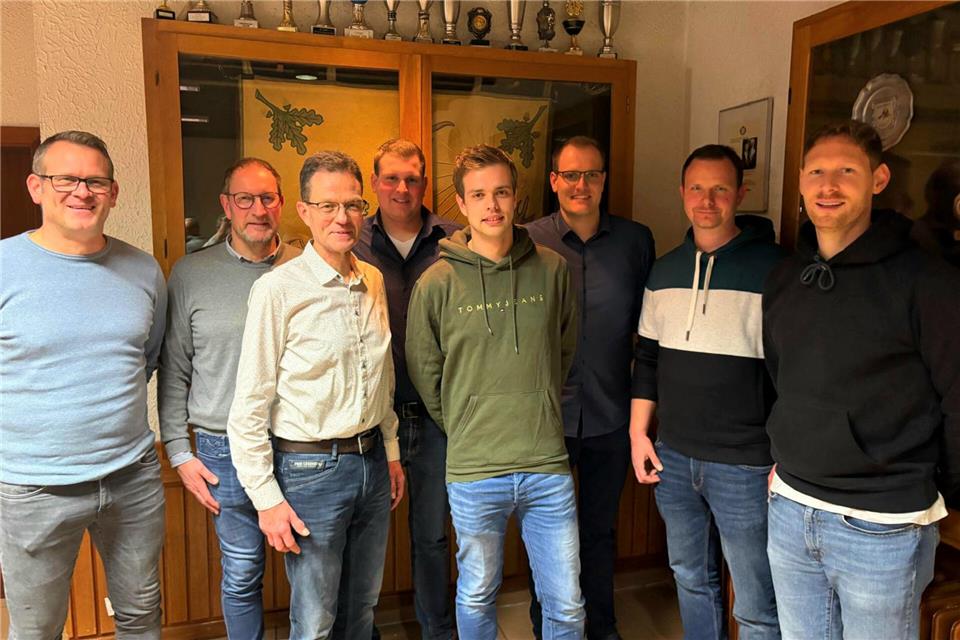 Jörg Kappenhagen, Thomas Sühling, Andreas Große-Venhaus, Elias Gantefort, Gideon Sühling, Helge Gantefort und Christian Rosenthal (von links) bilden den Vorstand.