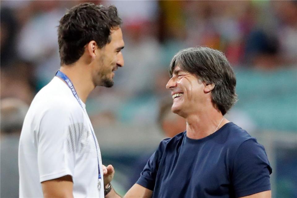 Vorbild, Führungsfigur, Freund: Stimmen zum Hummels-Abschied Jogi Löw nannte Hummels einen „stillen Helden“ der WM 2014.Frank Augstein/AP/dpa