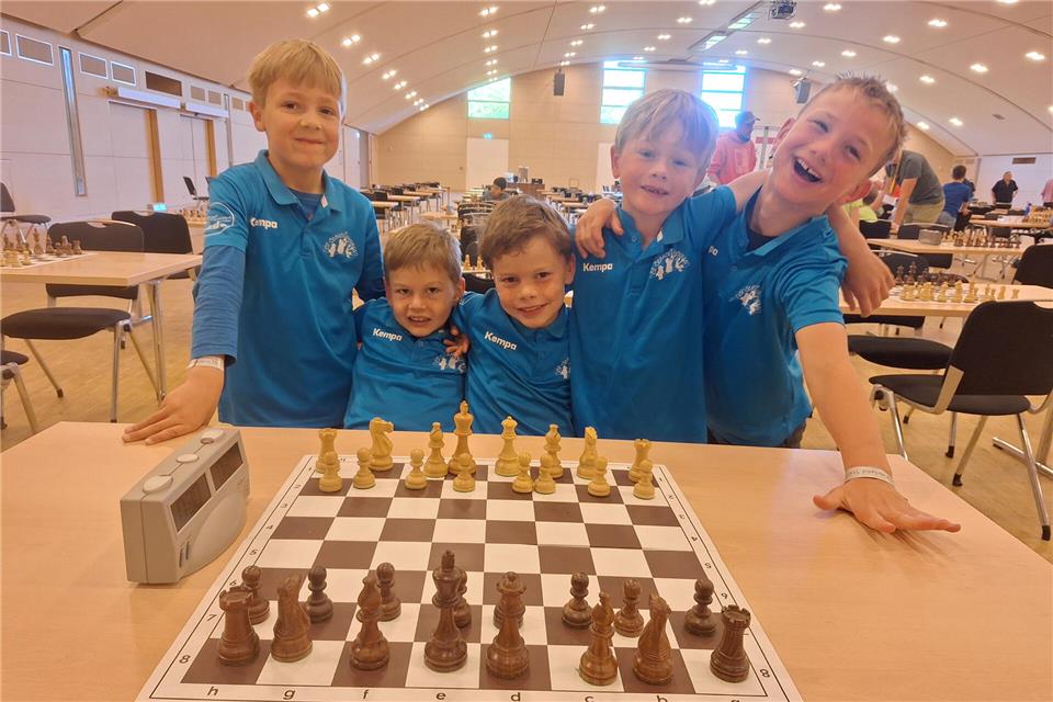 Johann, Jonas, Mats, Matti und Mattis (v. l.) hatten Spaß im großen Turniersaal.