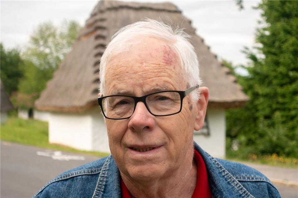 Johannes Krammer ist Uhudler-Experte in Heiligenbrunn, also ein besonderer Weinkenner.Andreas Drouve/dpa-tmn