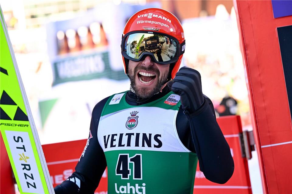 Johannes Rydzek und Nathalie Armbruster erreichten Platz drei im Mixed-Sprint.Emmi Korhonen/Lehtikuva/dpa