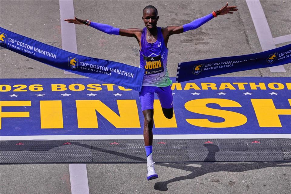 John Korir gewann den Boston-Marathon.Charles Krupa/AP/dpa