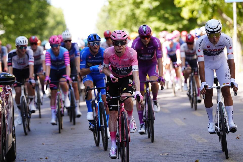 Jonas Vingegaard bei der letzten Etappe des Giro. Simone Spada/LaPresse via ZUMA Press/dpa
