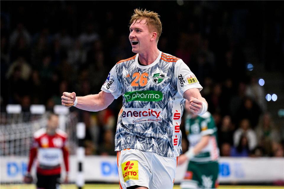 Jonathan Edvardsson und die TSV Hannover-Burgdorf starteten in Dänemark in die European-League-Saison.Tom Weller/dpa