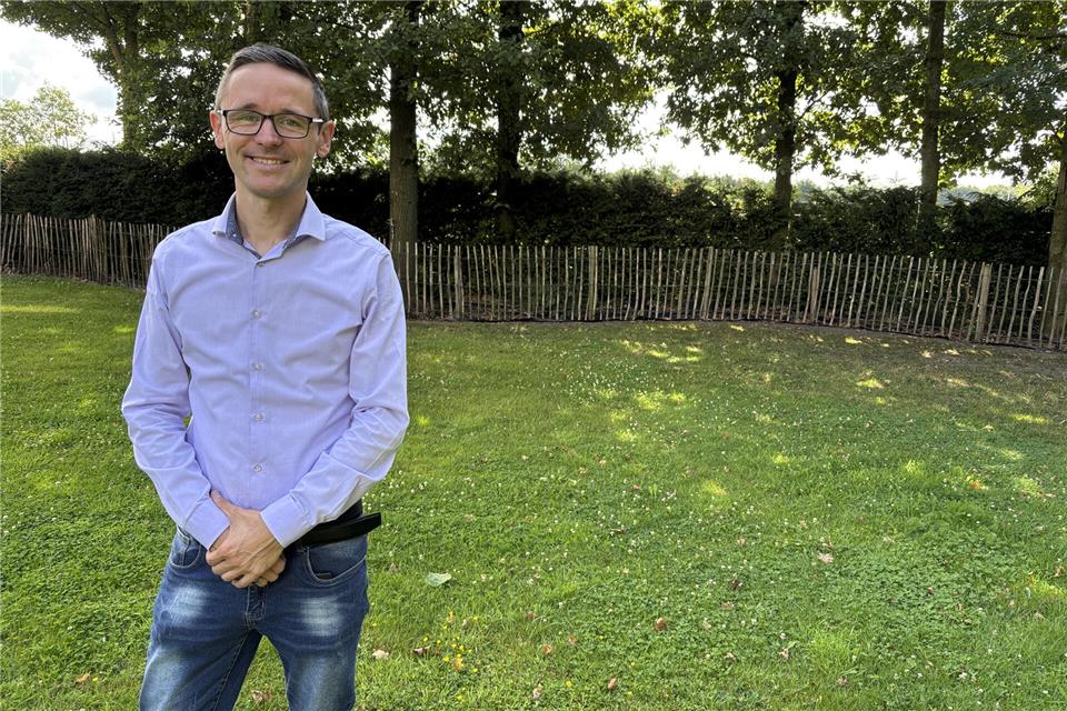 Jonathan Schmidt tritt als parteiloser und unabhängiger Kandidat bei der Bürgermeisterwahl am 14. September an.