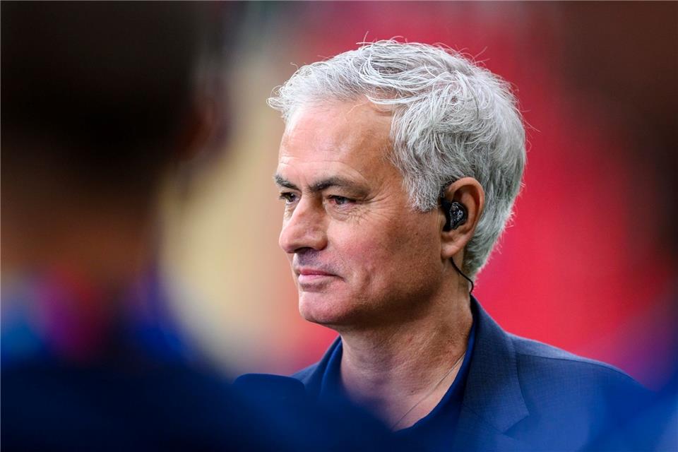 José Mourinho ist mit Fenerbahce Istanbul in der Champions-League-Quali gescheitert.