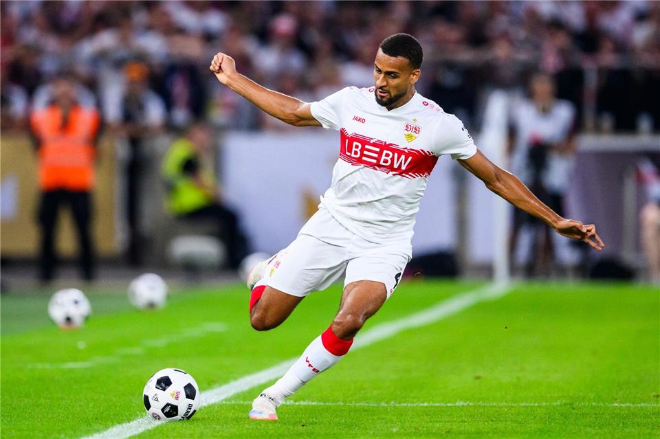 Josha Vagnoman steht beim VfB plötzlich wieder hoch im Kurs. (Archivbild)Tom Weller/dpa