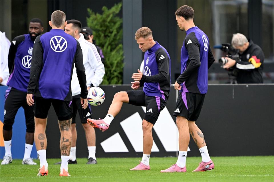 Joshua Kimmich geht mit großen Ambitionen in die WM-Saison. Federico Gambarini/dpa