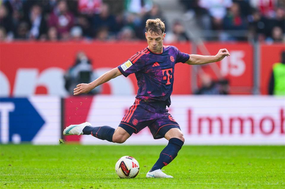 Joshua Kimmich soll nach einem privaten Schicksalsschlag wieder am Ball sein. (Archivbild) Tom Weller/dpa