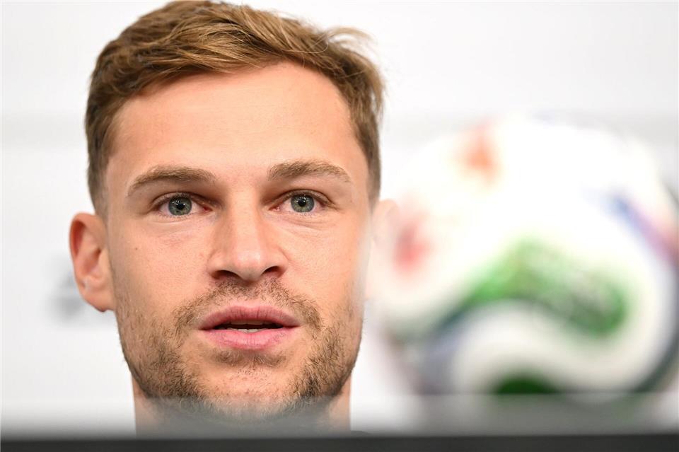 Joshua Kimmich spricht über die kommenden WM-Aufgaben.Federico Gambarini/dpa