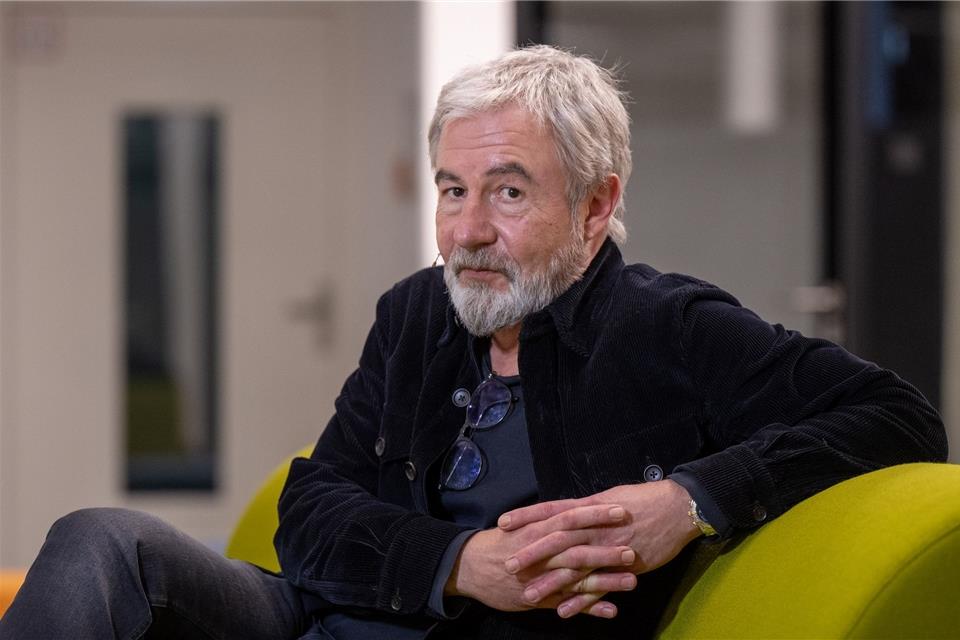 Journalist Elmar Giglinger, aufgenommen nach einer Talkrunde im Newsroom der Deutschen Presse-Agentur.