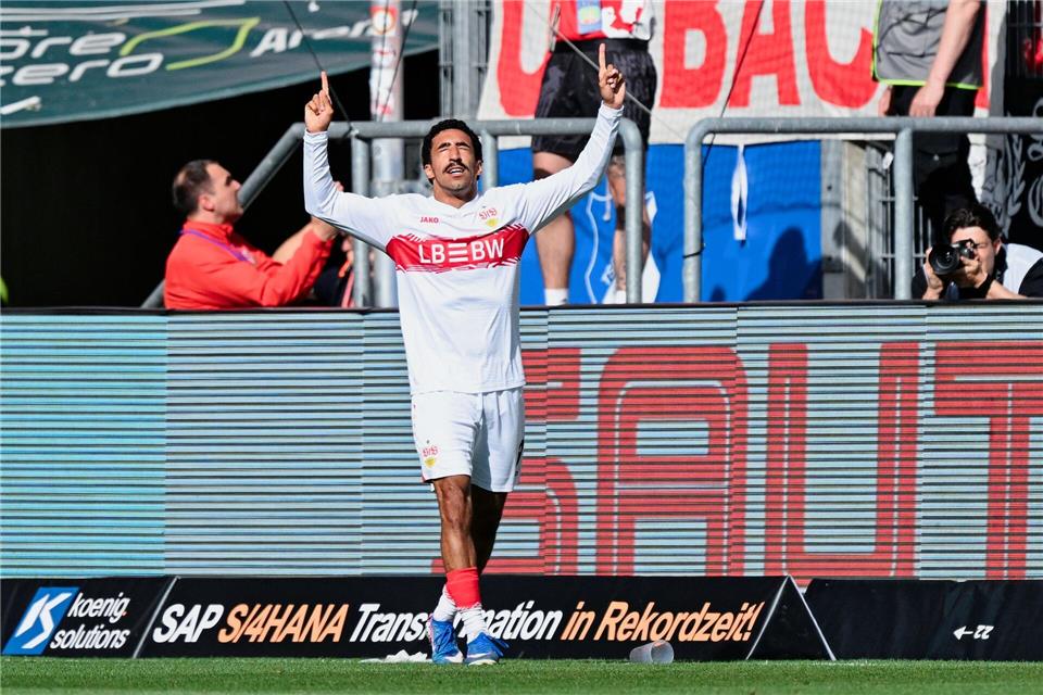 Jubel in der Nachspielzeit: VfB-Joker Tiago Tomás.Uwe Anspach/dpa