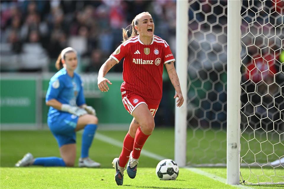 Jubelt künftig für Arsenal: Georgia Stanway. (Archivbild)Fabian Strauch/dpa