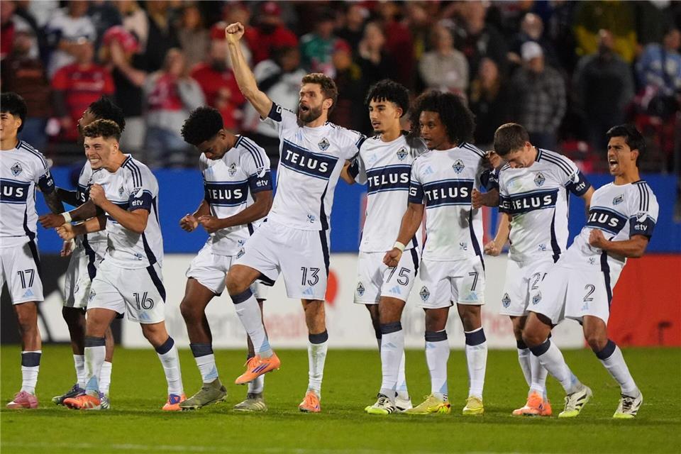 Jubelten im Elfmeterschießen: Thomas Müller und die Vancouver Whitecaps.LM Otero/AP/dpa