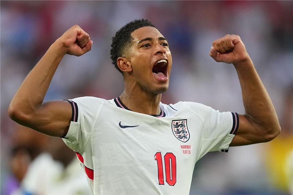 Jude Bellingham traf doppelt für England.Julio Cortez/AP/dpa