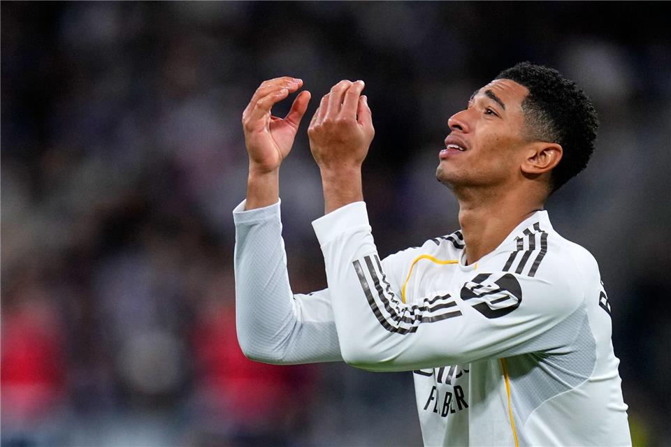 Jude Bellingham versteht die Welt nicht mehr.Manu Fernandez/AP/dpa