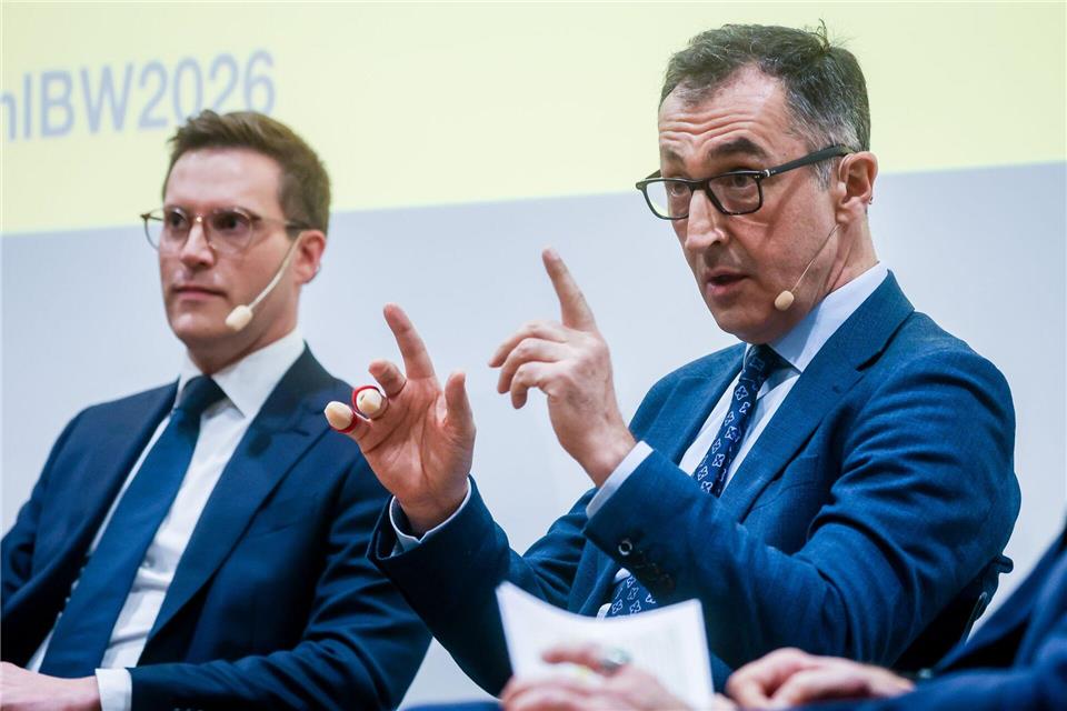 Jüngste Umfragen sagen Kopf-an-Kopf-Rennen voraus. Christoph Schmidt/dpa