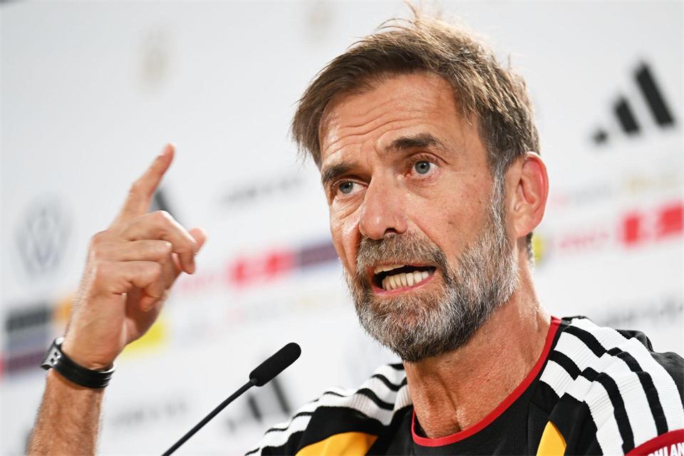 Jürgen Klopp spricht ausführlich über die Lage von Wirtz in Liverpool. Federico Gambarini/dpa